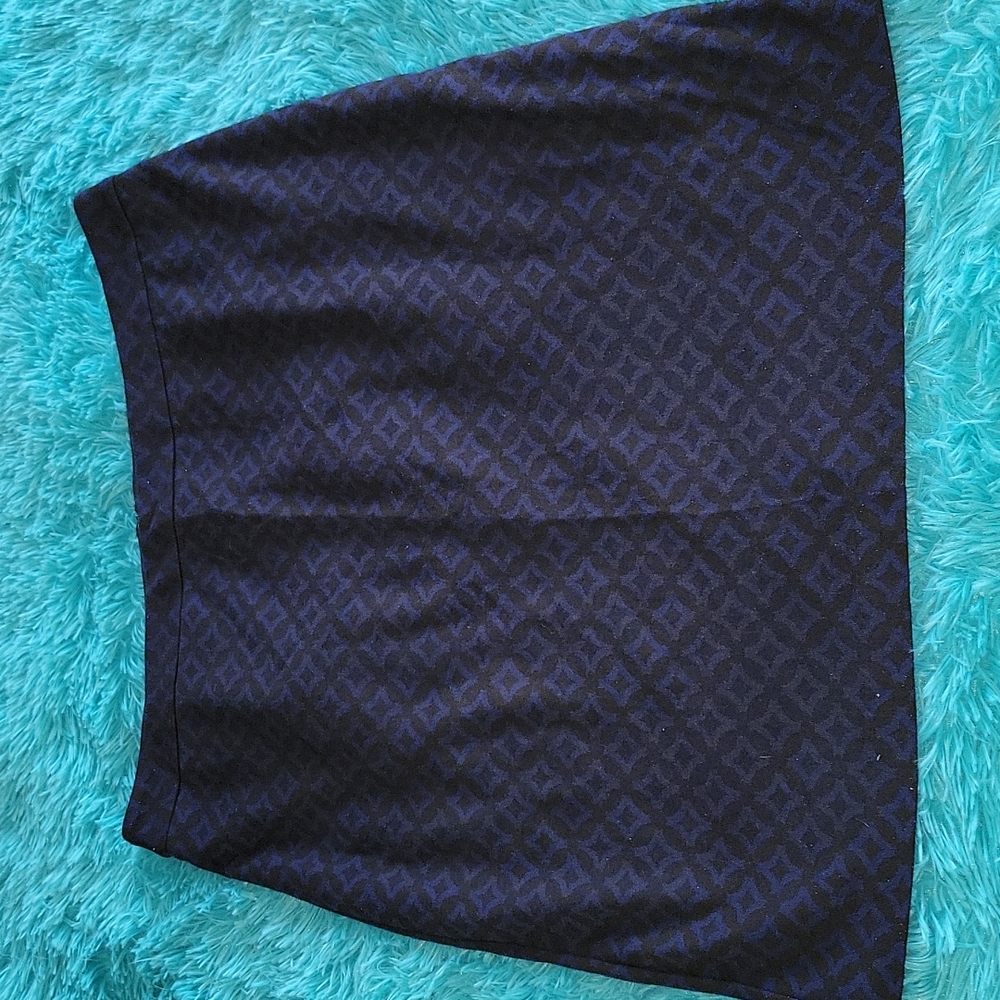 Dana Buchman black/blue pencil skirt size 16
